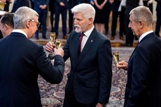 Prezident v pondělí na vládě: Může být pěkně veselo - Novinky